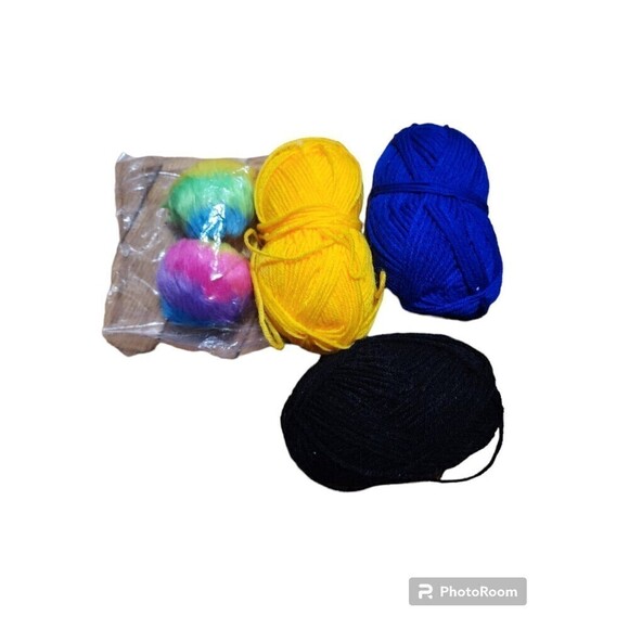 Blue Round Knitting Loom and Multicolor Yarns - Picture 7 of 7